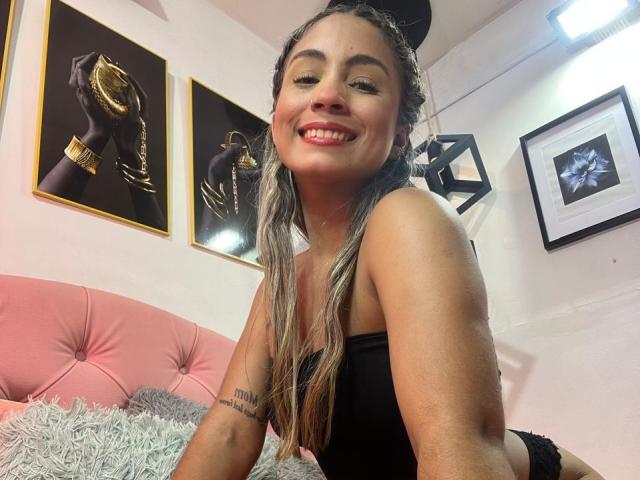 EamSuarez - Live Sex Cam - 22562893