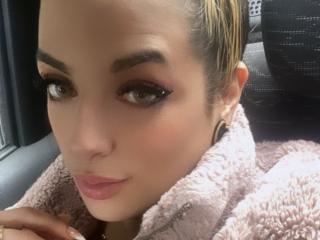 CatalinaBelloh - Live porn &amp; sex cam - 22564677