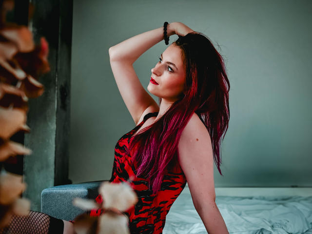 EmmaLust - Live porn &amp; sex cam - 22570533