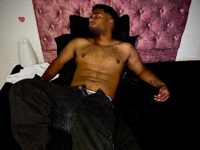JacobSr - Live sex cam - 22570661