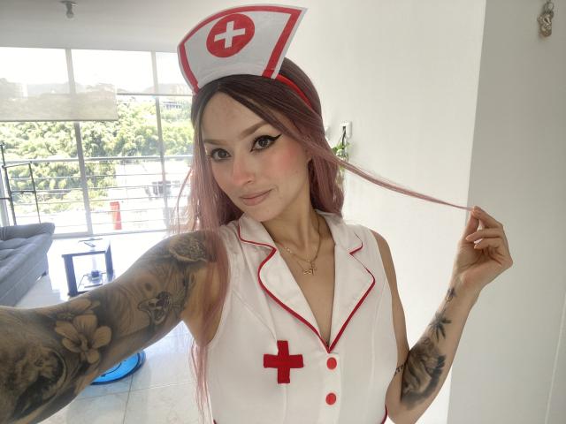 SarahRousen - Live sex cam - 22573033