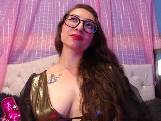 ElizabethMorrison - Live porn &amp; sex cam - 22574673