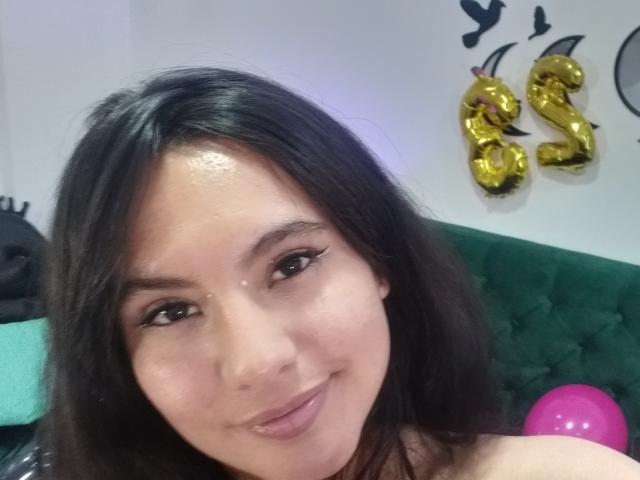 JulietaaLove - Live sex cam - 22578901