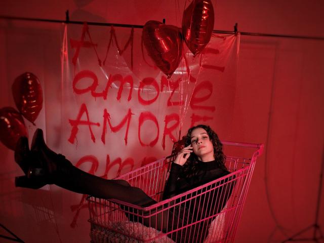 LettyCurly - Sexe cam en vivo - 22583253