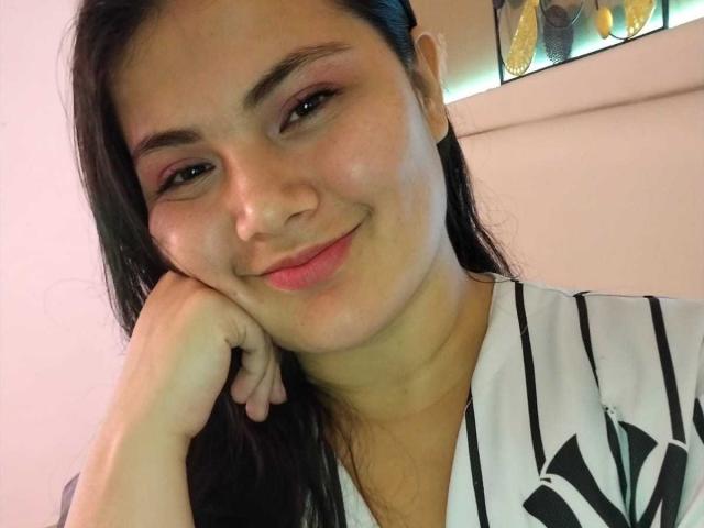 ZoeyClay - Live sexe cam - 22587589