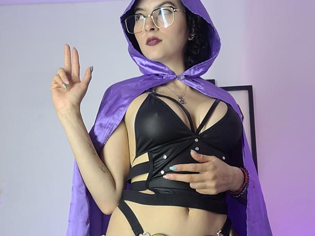 GabrielaMoore - Sexe cam en vivo - 22593649