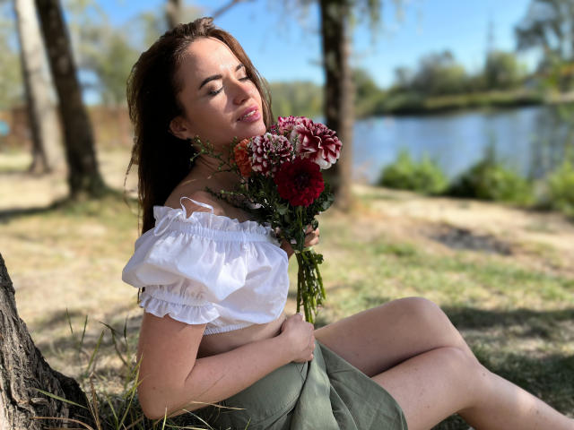 KaraCriegs - Live Sex Cam - 22593845