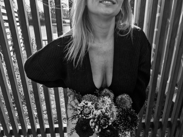 SallyVerda - Live porn &amp; sex cam - 22594777