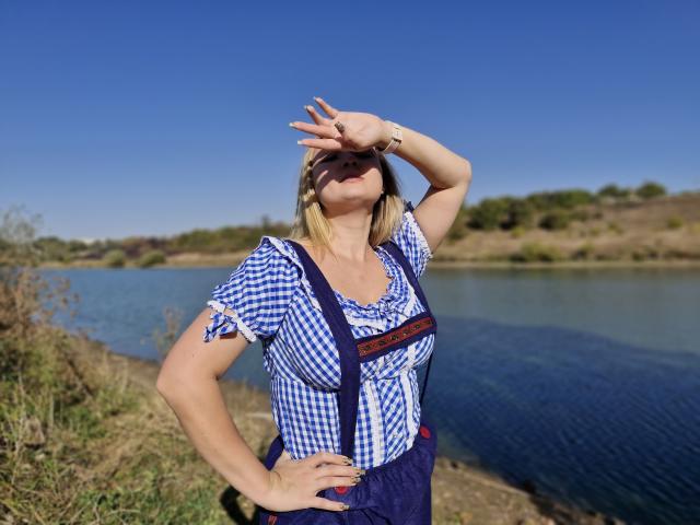 SallyVerda - Live Sex Cam - 22595485