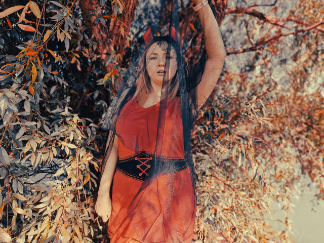 SallyVerda - Live sex cam - 22596301