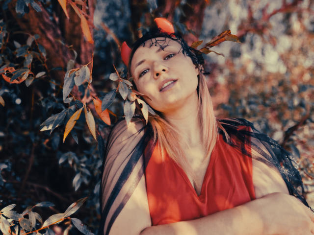 SallyVerda - Live sex cam - 22596533