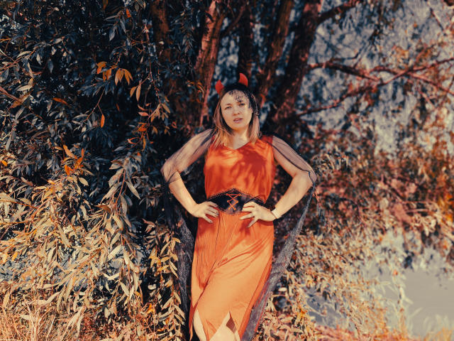 SallyVerda - Live sex cam - 22596637