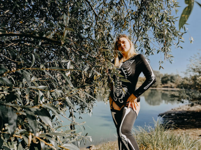 SallyVerda - Live porn &amp; sex cam - 22596973