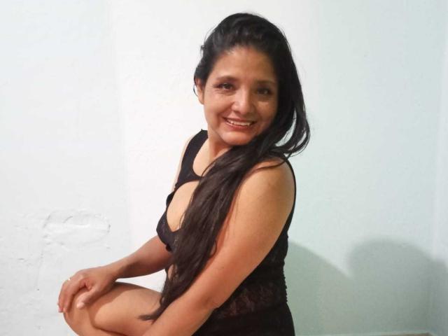 EmilyRine - Live sex cam - 22600509