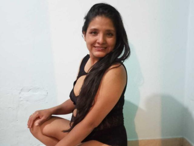 EmilyRine - Live sexe cam - 22600537