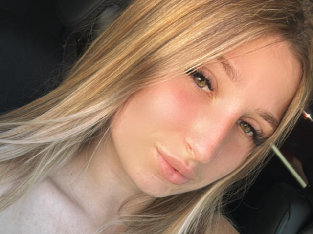 SaraKeyt - Live Sex Cam - 22606449