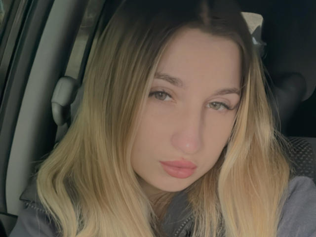 SaraKeyt - Live Sex Cam - 22606465