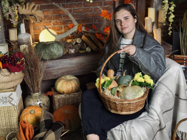 CarolineHott69 - Live porn &amp; sex cam - 22607141