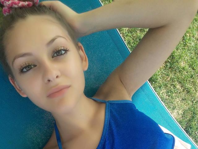 ElsaFontain - Sexe cam en vivo - 22617353