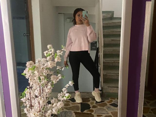 DionneRosse - Live Sex Cam - 22623709