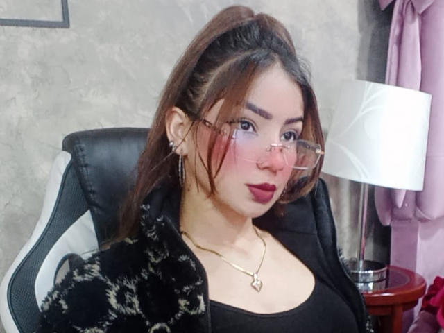 AshelyMiler - Live sexe cam - 22627241