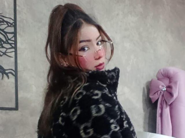 AshelyMiler - Live sexe cam - 22627245