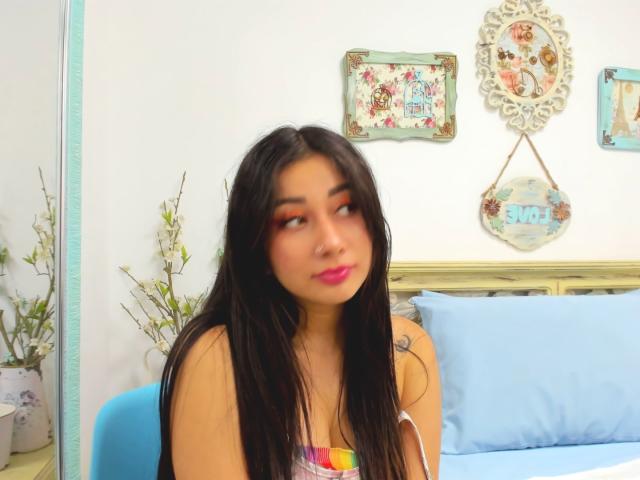 Genesiss - Live porn &amp; sex cam - 22633385