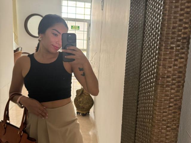 SharonKlart - Live sexe cam - 22633765