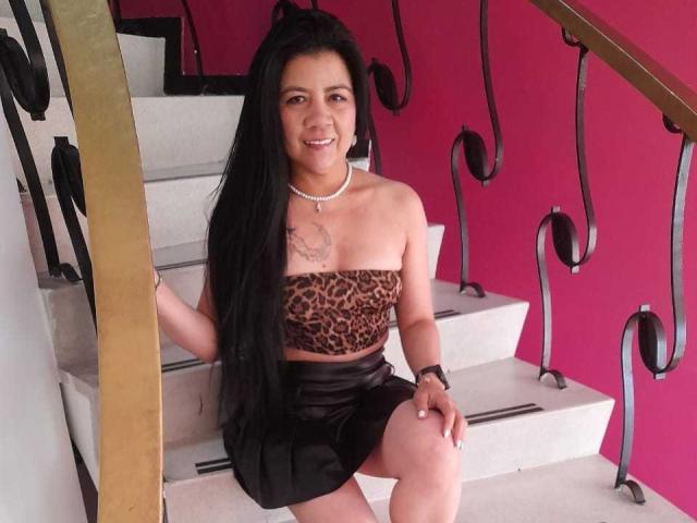 LilithDumont - Live sex cam - 22639077