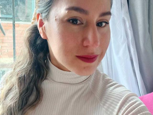 AliceDussan - Live sex cam - 22641773