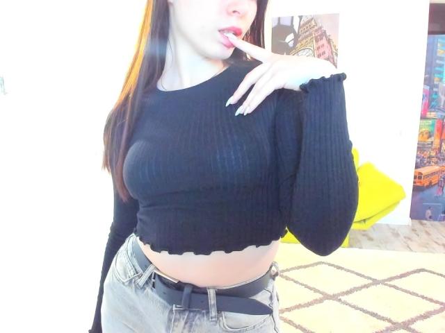 Valissia - Live sex cam - 22642069