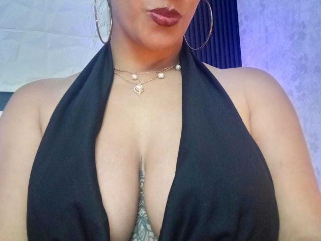 DayanaMarians69 - Live porn &amp; sex cam - 22642529