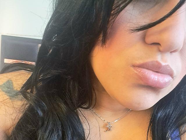 VivianaThomson - Live Sex Cam - 22642665