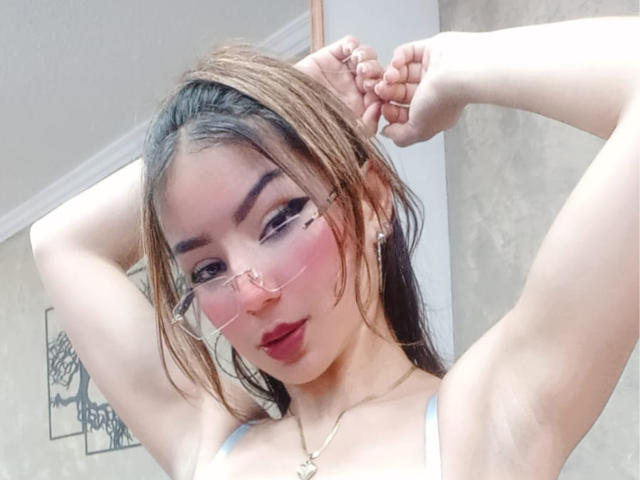 AshelyMiler - Live sexe cam - 22646561