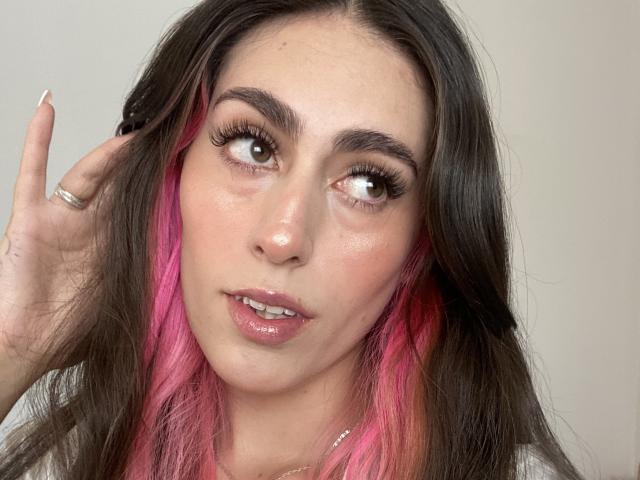 JazzeRusot - Live porn &amp; sex cam - 22648633