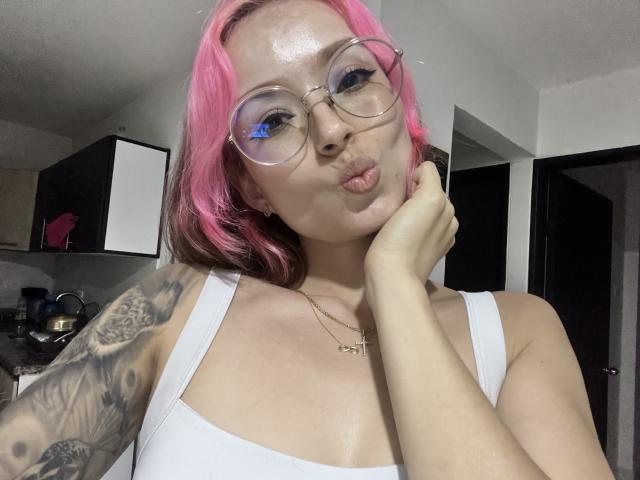 SarahRousen - Sexe cam en vivo - 22649305