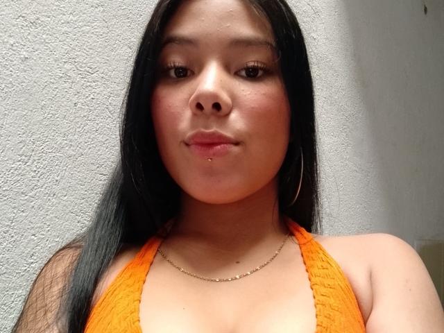 SalmaVitori - Live sex cam - 22650353