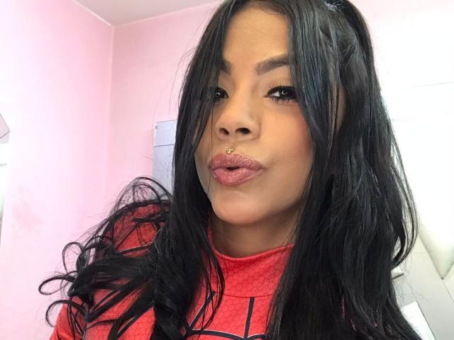 Amberv - Live porn &amp; sex cam - 22651309