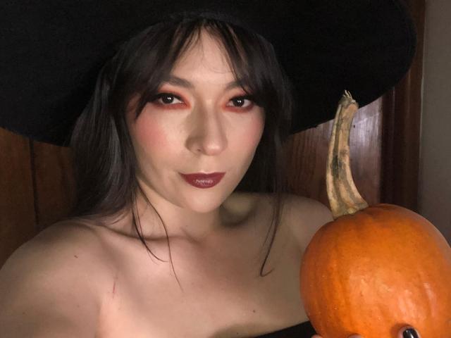 TaniaSanders - Live sex cam - 22654625
