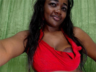 DirtyShortBabe - Web cam en direct avec cette Femmes anatomie gracieuse sur la plateforme Boobs cam 