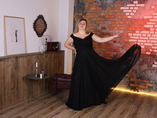 ZannaDreil - Live porn &amp; sex cam - 22656809