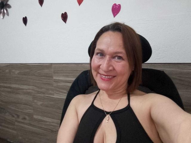 AnyaGreen - Live sexe cam - 22657357