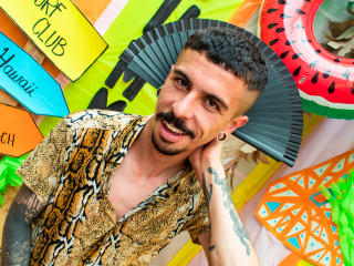 AaronBigDickX - Live sex cam - 22661221