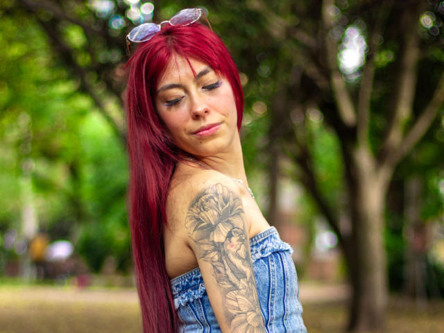 CloeeAdams - Live Sex Cam - 22664653