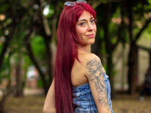 CloeeAdams - Live Sex Cam - 22664661