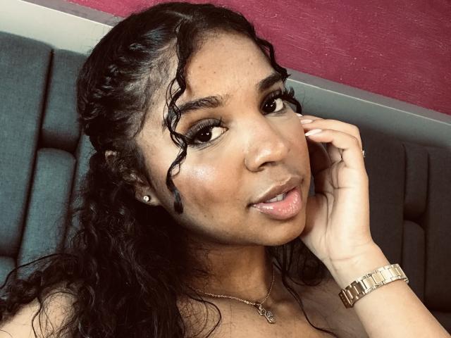 LisaMendez - Live porn &amp; sex cam - 22667497