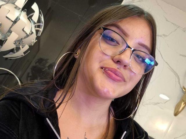 MaylinSanchez - Live Sex Cam - 22673513