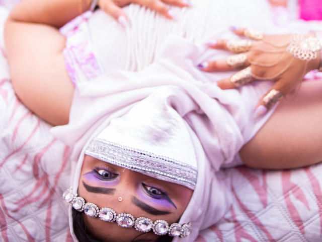 AishaGhulam - Live sex cam - 22676405