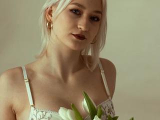 LilySweetBabe - Live sex cam - 22676481