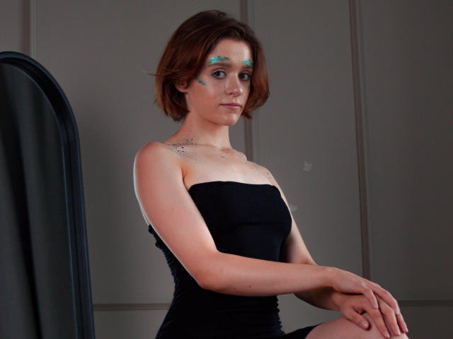 FrancescaL - Live Sex Cam - 22682201